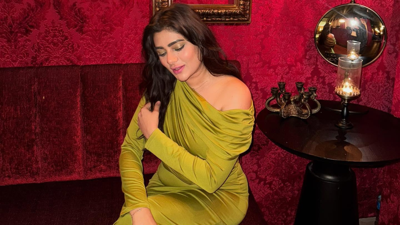 Rumi Munawar TikTok viral video star UAE