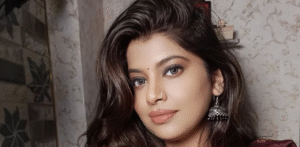 Prajakta Shinde Bio in a glamorous photoshoot as Marathi actor from Mumbai