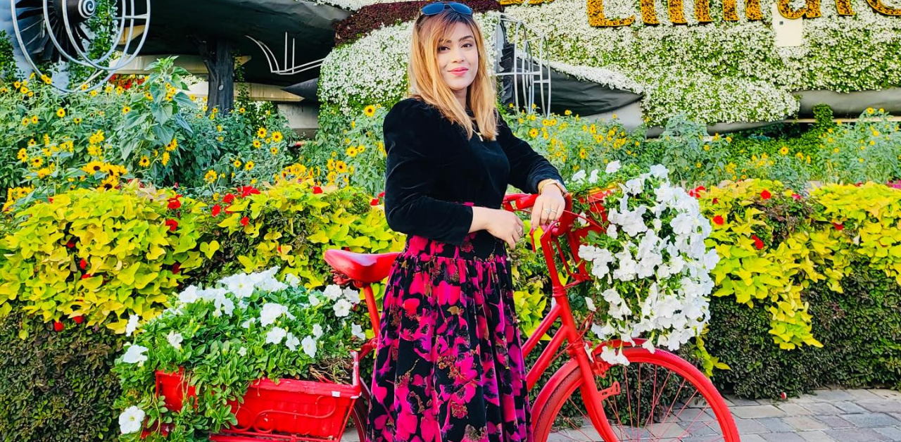 Misty Jannat posing elegantly in Dubai for Heaven Dental & Beauty Clinic