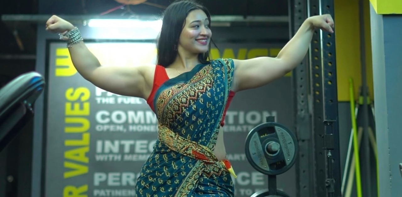 Varshana Rana bio intense gym workout with dumbbells
