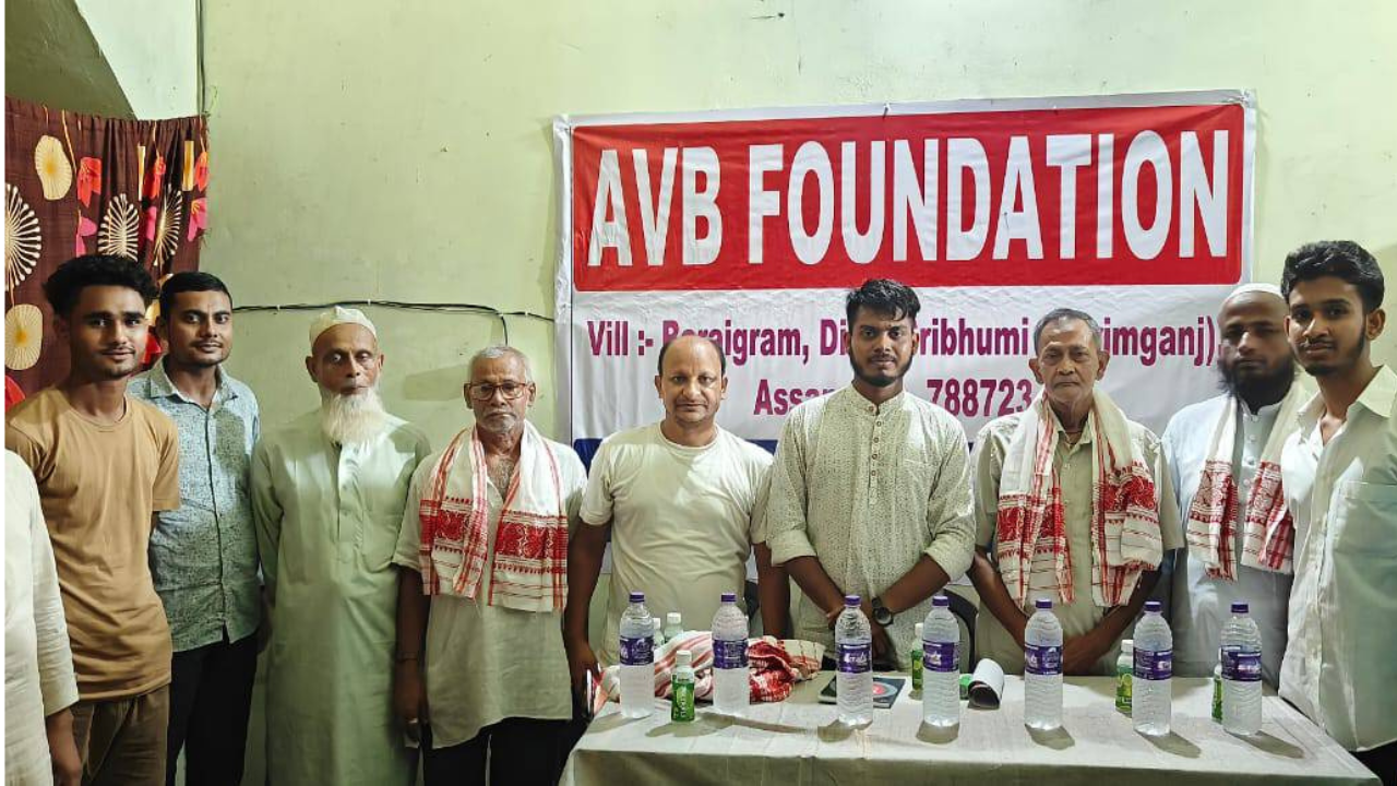 Kamrul Haque Badezma Village with Baraigram community leaders before London journey