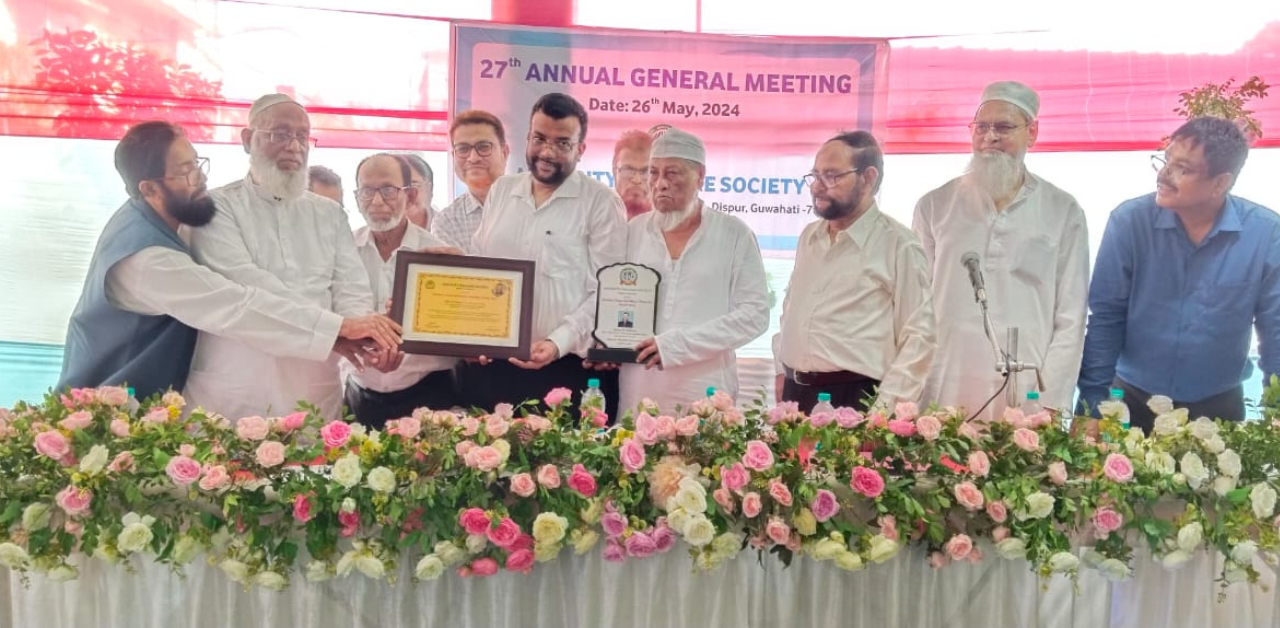 Dr Hifzur R Siddique