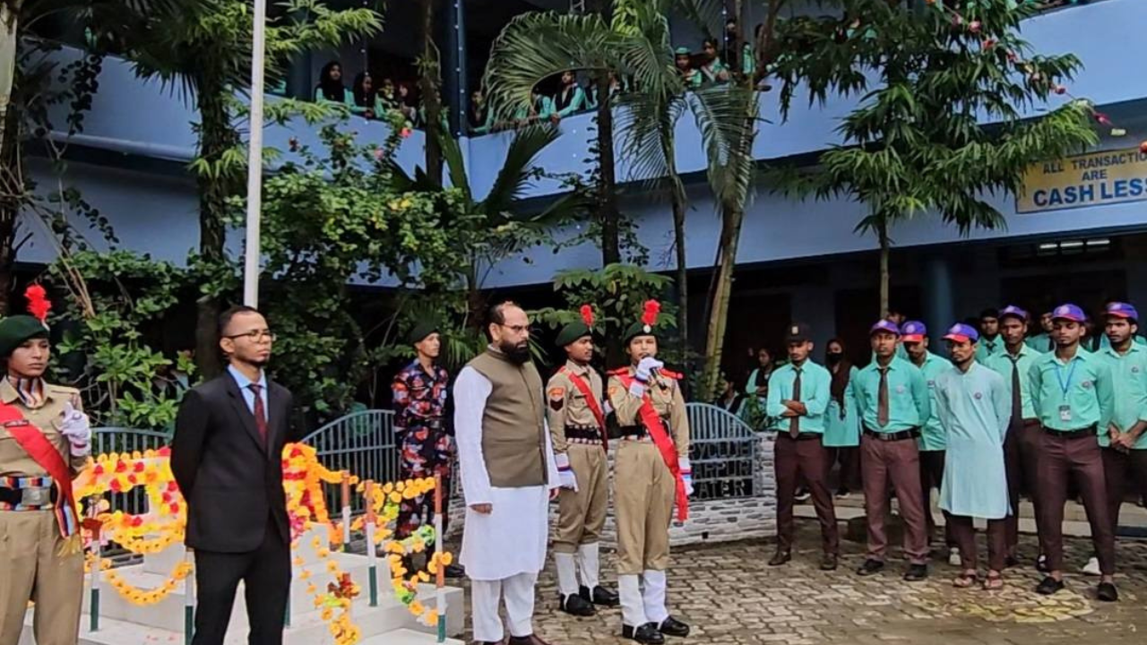 Mortuja Hussain honored during a farewell ceremony