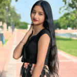 Roshani Prajapati Biography | Age, Height, Career, Family & Net Worth