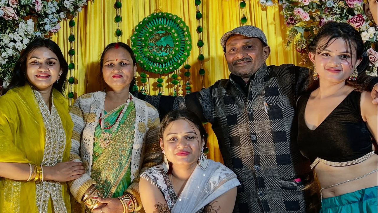 Pratibha Sahu Family