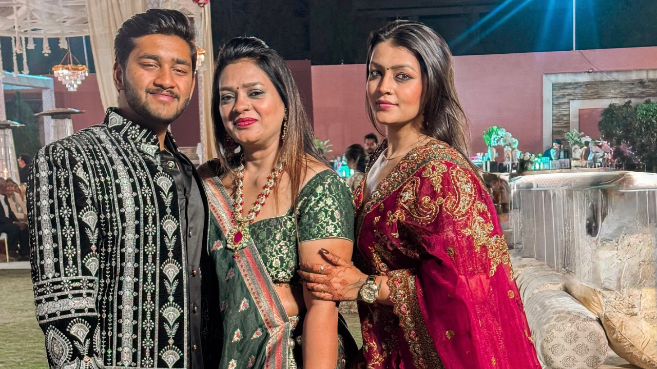 khushi gupta sports tak biography