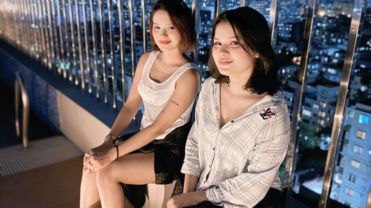 Disha Rahman smiling