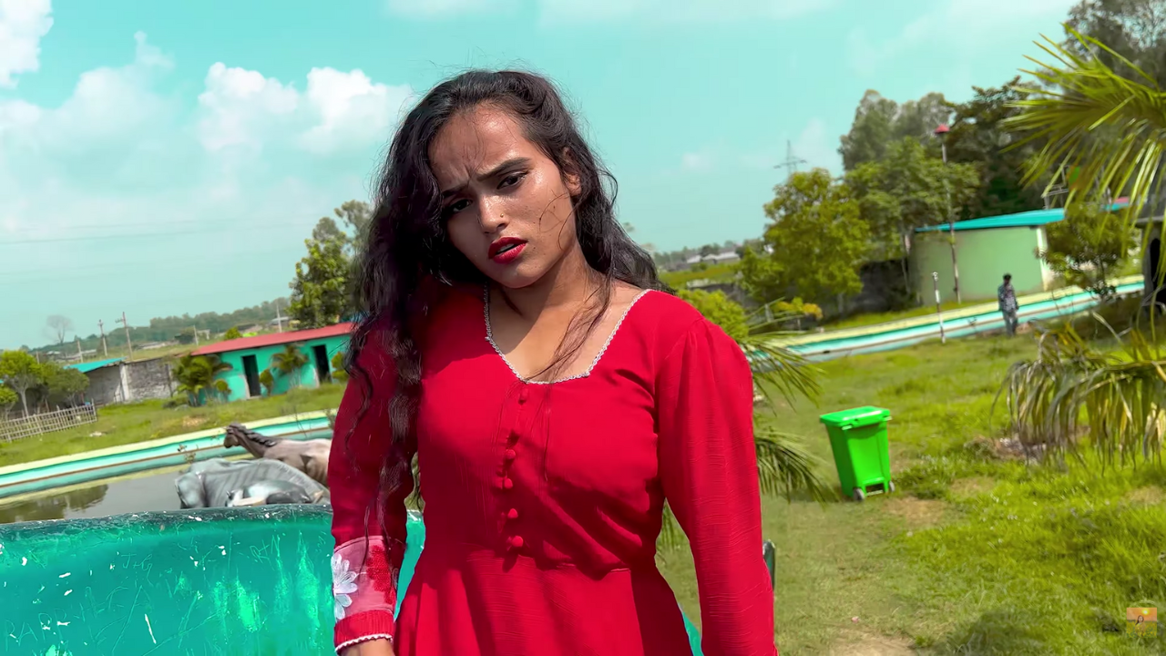 TikTok Star Ambika Yadav Viral Video