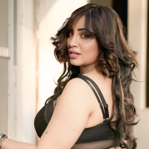 Arshi Khan movies list Arshi Khan height age