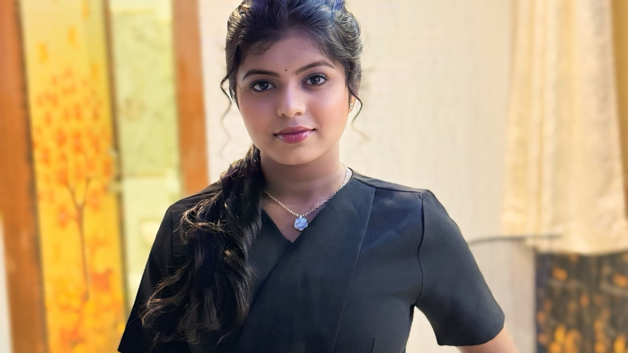 shivani singh bhojpuri singer age