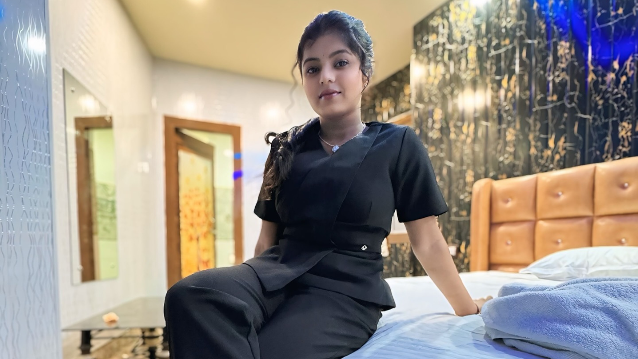 shivani singh bhojpuri actor