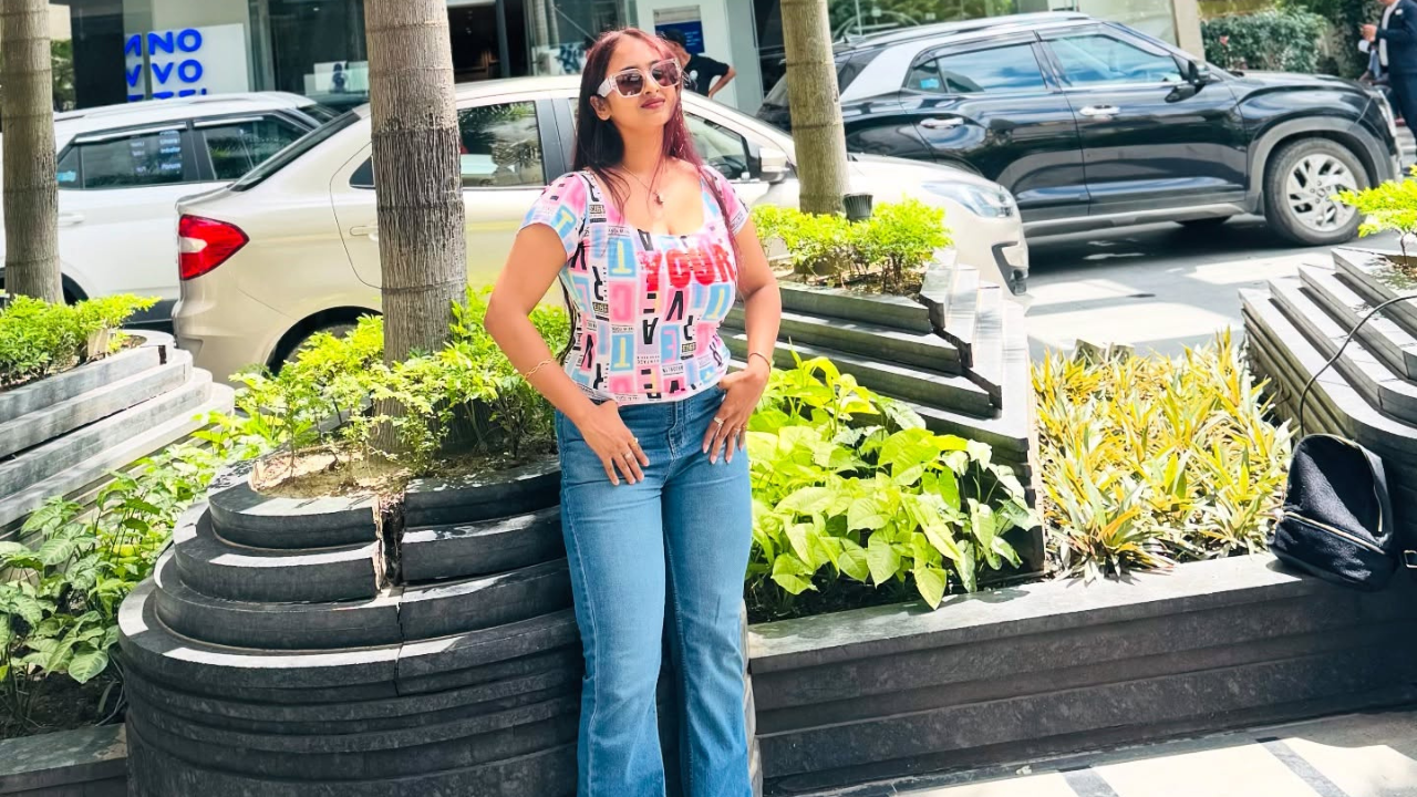 Tanushree Talukder performing workout in gym Guwahati