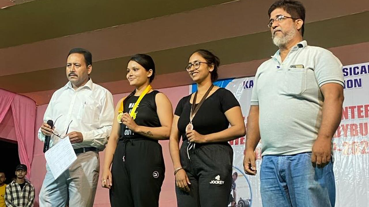 Tanushree Talukder receiving powerlifting certificate Assam 2023
