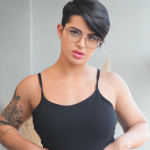 Yanne Fitness (Yanne Moura) Age, Brazilian Bodybuilding Lifestyle, Model Career & Influencer Journey